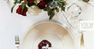 Red Vintage Winter Wedding Theme