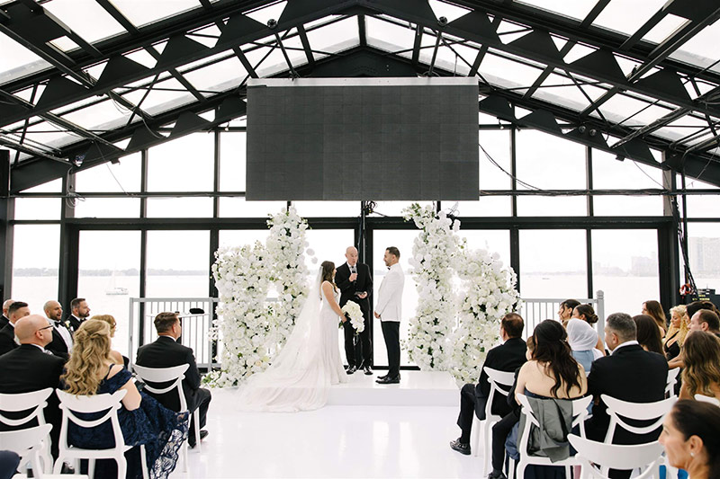 modern luxury wedding in ontario black and white